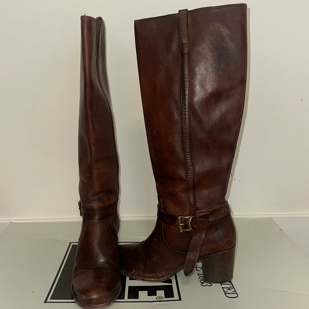 FRYE Malorie Knotted Tail Redwood Boot Size 9